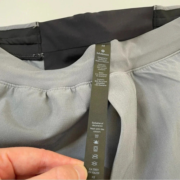 NEW Lululemon Switch Up Pant 29" Asphalt Grey / Light Cast Size Medium - Picture 8 of 15